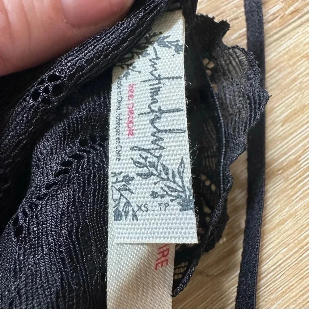 Intimately Free People Black Lace Adjustable Bralette Size XS NWOT